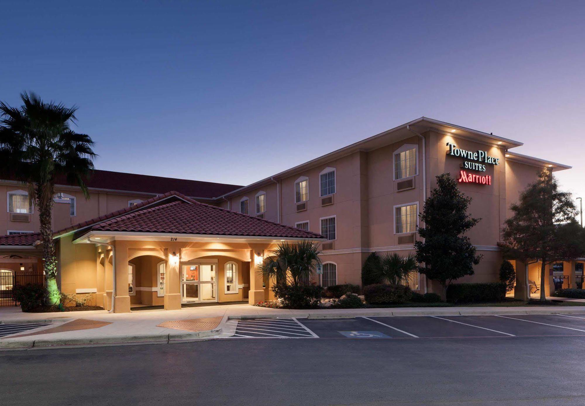 Towneplace Suites By Marriott San Antonio Airport Exterior foto